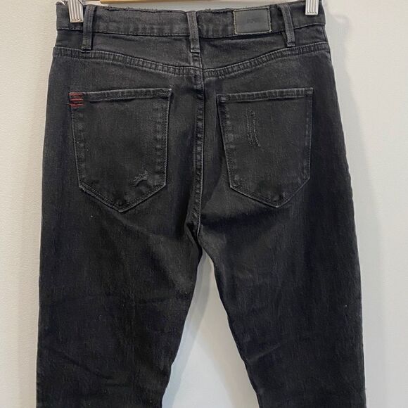 BDG Skinny High-Rise Grazer Jean in Black - Picture 11 of 13